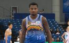皮特森關(guān)鍵時刻2+1制勝，青島雙星40分，失誤9次仍勝！