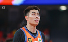 李添榮首節(jié)4中4，高效得11分4助攻！彈無虛發(fā)！