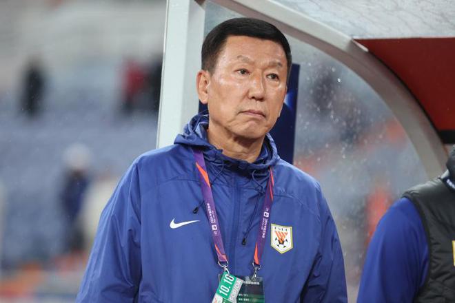 崔康熙不喜熱身賽，冬訓(xùn)僅一戰(zhàn)，齊魯?shù)卤泉?dú)樹(shù)一幟。